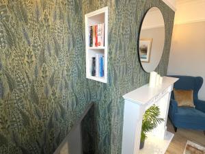 Beautifully Presented 3BR Luxury Apartment - Pass the Keys