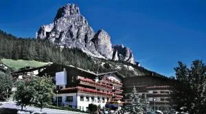 Hotel Miramonti Corvara - لا فيلا