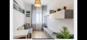 Queen East Verona apartments