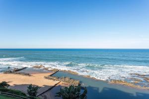 Ocean Blue at Chakas Cove, Beachfront Apartment