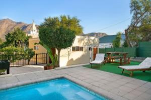 Js Audacious Living Montagu Self Catering