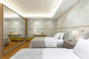 Vouliagmenis Elegance by Acropolis Suites