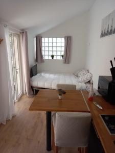 Studio avec terrasse Paris Sud - 3hvězdičkové hotely ve městě Villejuif