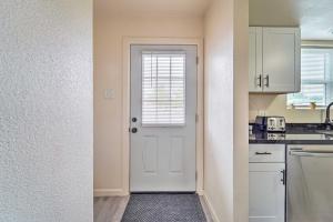 Odessa Apartment Near Parks, Shops and Dining!