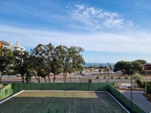 Apartamento com 3 quartos em frente a Praia