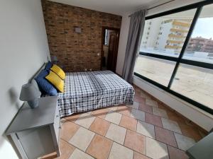 Apartamento com 3 quartos em frente a Praia