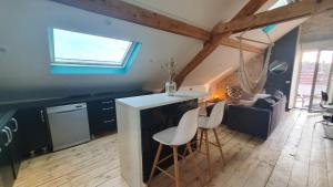 Loft lumineux et cosy avec grande terrasse
