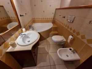 Apartamento com 3 quartos em frente a Praia