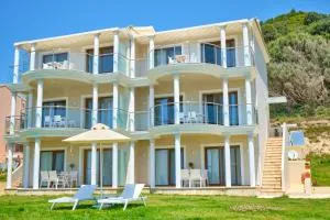 Armikes Beachfront Suites Afionas - Afionas