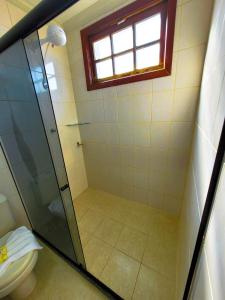 Casa de praia com piscina e playground