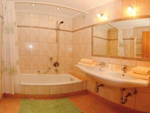 Appartements Zwölferkogelblick