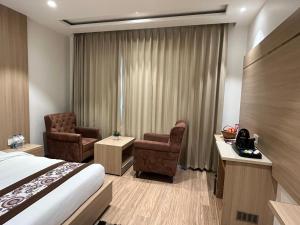 Hotel RRV Premier