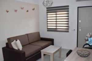 Karpouzi Seaview Apartments