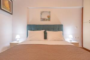 Flat w. Parking next to Flisvos Marina & SNFCC