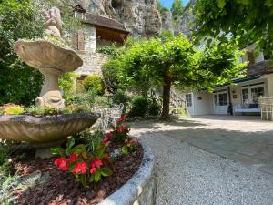 Hotels Domaine Les Falaises - Hotel et Restaurant : photos des chambres