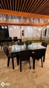 HOP BUZIOS exclusiva oasis y playa en Chincha