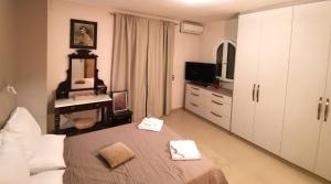 KEY POINT Town House