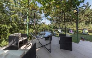 Amazing Apartment In Labin With Wifi