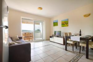 Apartment ANA-SOLINE 