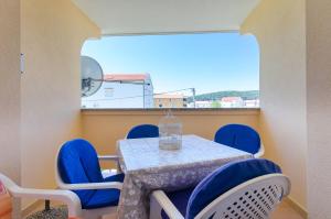 Apartments and Room Sime M