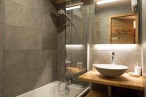 Appartements Les Brigues Courchevel 1550 : photos des chambres