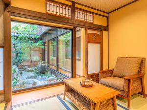 慶有魚·松家(Kyotofish·Matsuya)*经典松树中庭*鸭川畔独栋地暖百年町屋*门前高濑川