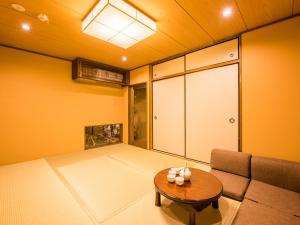 慶有魚·大松(Kyotofish·Oomatsu)*近祇園清水寺*地暖顶级桧木浴缸*枯山水庭院町屋