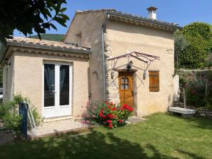 Maisons de vacances Cabanon entoure de montagnes et d'oliviers : photos des chambres