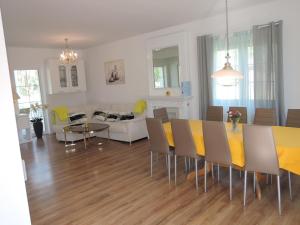 Holiday Home in Nowe Warpno by the Harbor