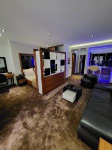 Superior Studio room in Apartments M Palace