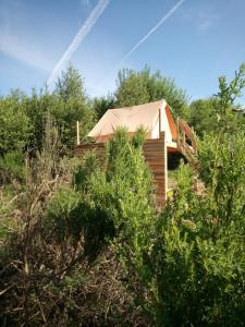 Tentes de luxe Tente bivouac Elevage Girbal : photos des chambres