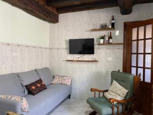 Casa Tipica De La Zona con barbacoa y parking