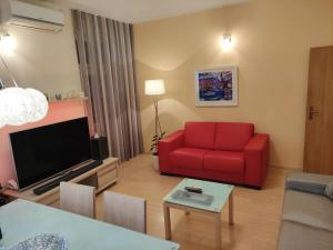The Sunshine Apartment near Split and beach