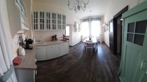 Chalupa Jilemnice, celý prostorný dům jen pro vás s 5 ložnicemi v centru Jilemnice s uzavřenou zahradou