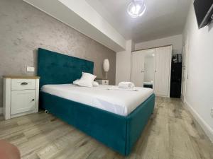 BLUE MIRAGE MAMAIA LUXURY APARTMENT