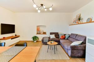 Apartment Aura 