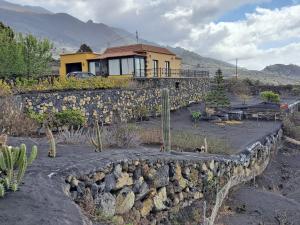 CASA CUEVA DE LAS PALOMAS 1