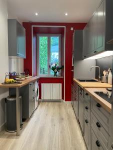 Bel appartement T3 au 1er étage avec cour intérieure au RDC - Villa Marie