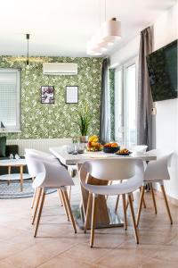 Balaton Lakeside Residence