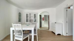 Villa Palmeira Galé Beach