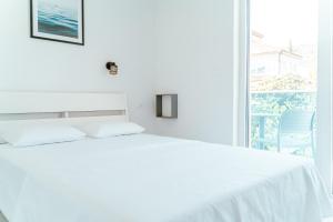 Blue Marina Apartments