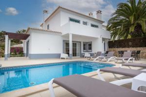 Villa Estrella - Praia da Luz - 4-star hotels in Luz