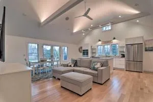 Cape Cod Cottage with Fire Pit - Walk to Beach! - East Brewster