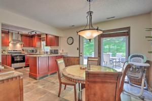 Patio and Grill Lake of the Ozarks Escape!