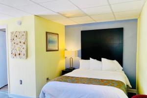 Queen Room room in Wells Moody Motel