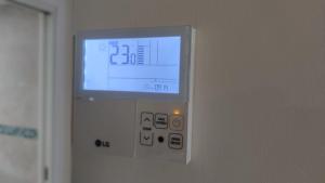 Coqueto apartamento en Puerto Marina con piscina