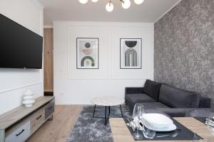 Golden Gate apartment 