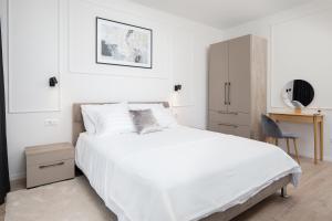 Golden Gate apartment