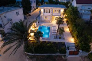 Villa Lucini Dvori 