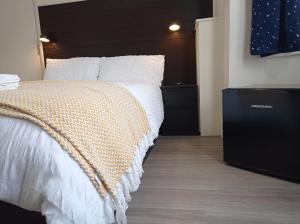 The Little Studio- Self contained one bed studio flat